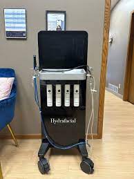 Hydrafacial syndeo machine