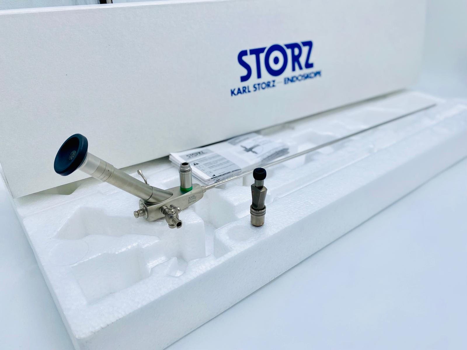 Karl Storz 27002L Uretero-Renoscope Rigid 9.5Fr-6°-43cm Autoclavable